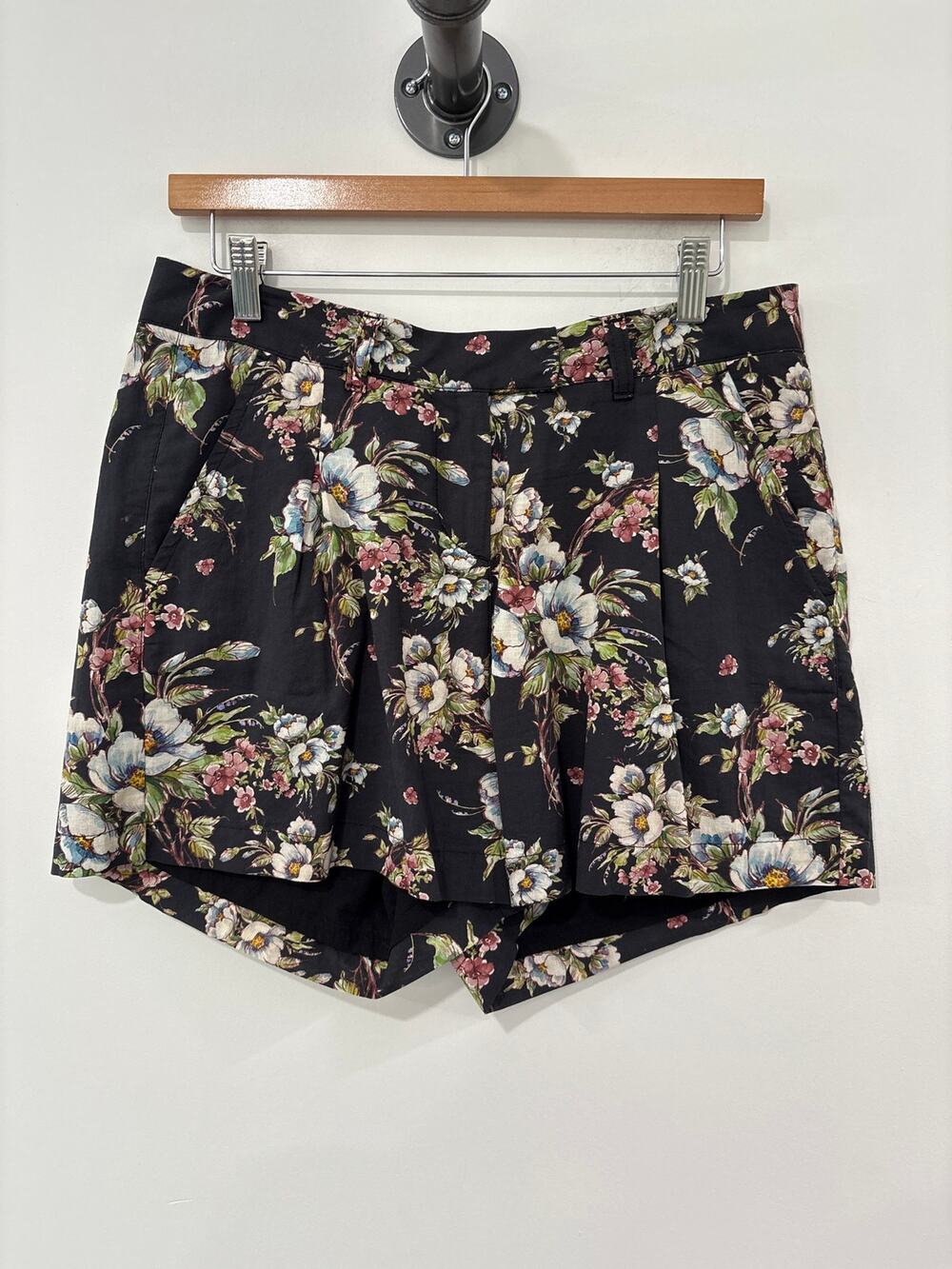 Hannes Roether Floral Shorts Size M
